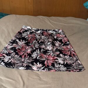 Liz Claiborne Black and Pink Floral Mini Skirt